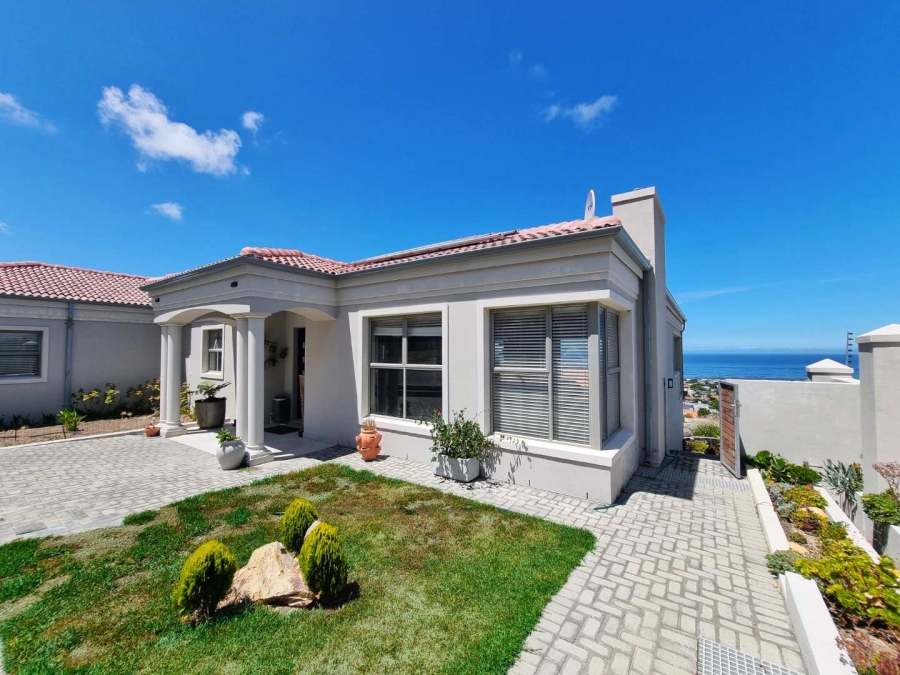 4 Bedroom Property for Sale in Onrus Western Cape